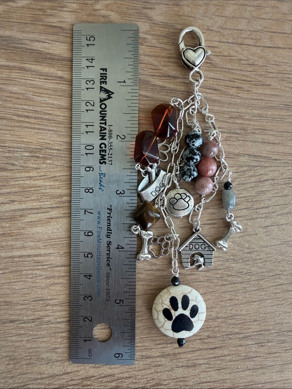 HAND CRAFTED DOG MOM BAG CHARM KEY RING BEADED PAW PRINT DOGHOUSE CHARMS - Picture 4 of 6